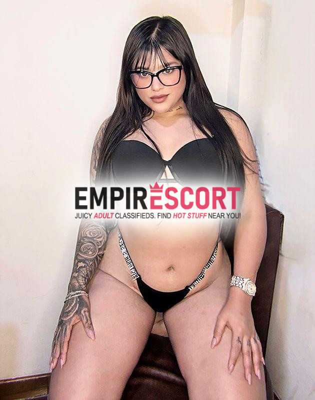 exótica golosa escort que gusta el chimbo en acción