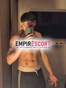 acompan̈ante nalgon y buen mamador sitio privado