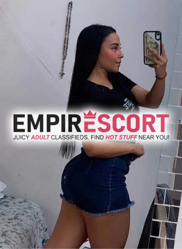 hola mis amores soy chica universitaria ardiente y muy juguetona en cama en gusta complacer mis clientes