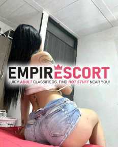 hermosa chica traviesa y pervertida dispuesta complacerte amor