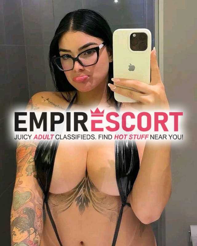 erótica pervertida en cama linda y sexual para ti bb