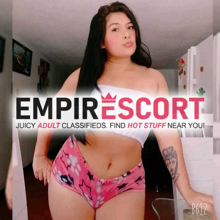 soy linda chica universitaria me gusta complacer mis clientes me gusta el sexo al natural