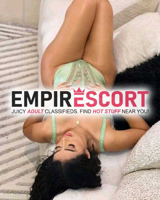 mujer de excelente cuerpo de complacerá y te llenará de placer
