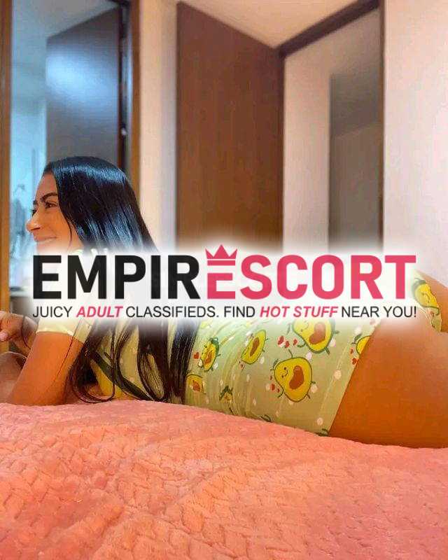 mujer de excelente cuerpo de complacerá y te llenará de placer
