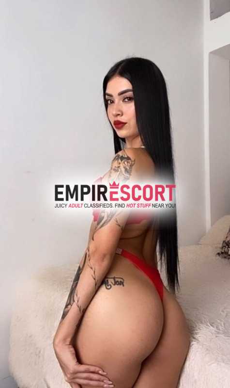 hermosa señorita dispuesta complacerte en tus fetiches sexuales para que te sientas todo galán soy chica guapa tengo excelente cuerpo soy natural y muy sumisa en cama