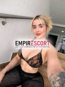 hola mis amores estoy en bogotá para complacerte en todos tus fetiches y fantasías