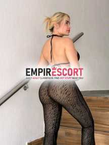 hola mis amores estoy en bogotá para complacerte en todos tus fetiches y fantasías