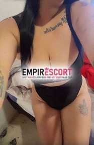 madura independiente bisexual para trio parejas y chicas