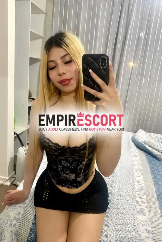 ocaña chica traviesa muy sensual en cama