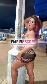 morena sensual complaciente
