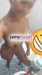 morena venezolana nueva como scort