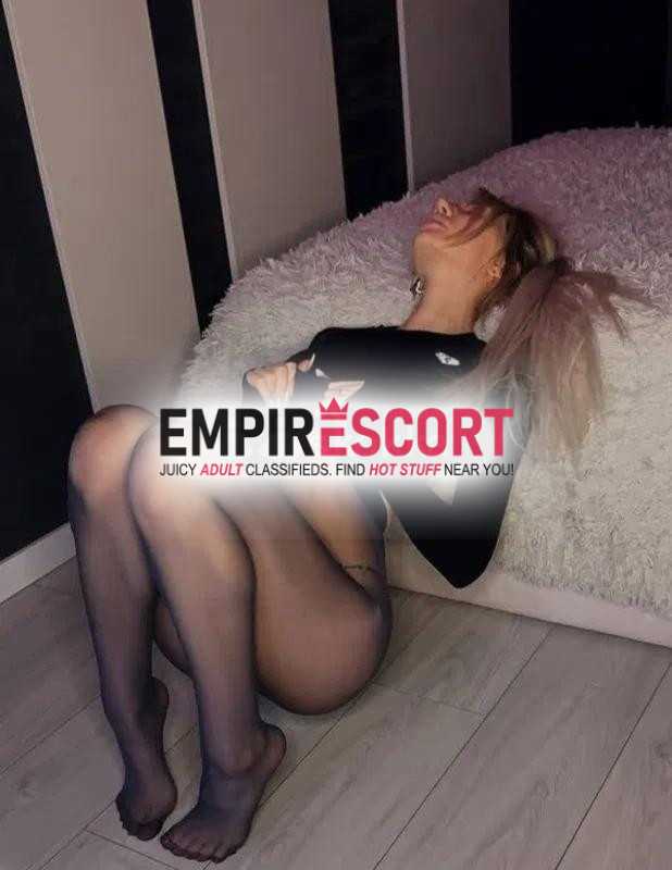 joven traviesa y lista para jugar 🔥