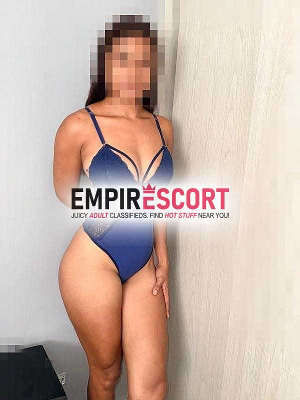 daniela morena sexy y complaciente