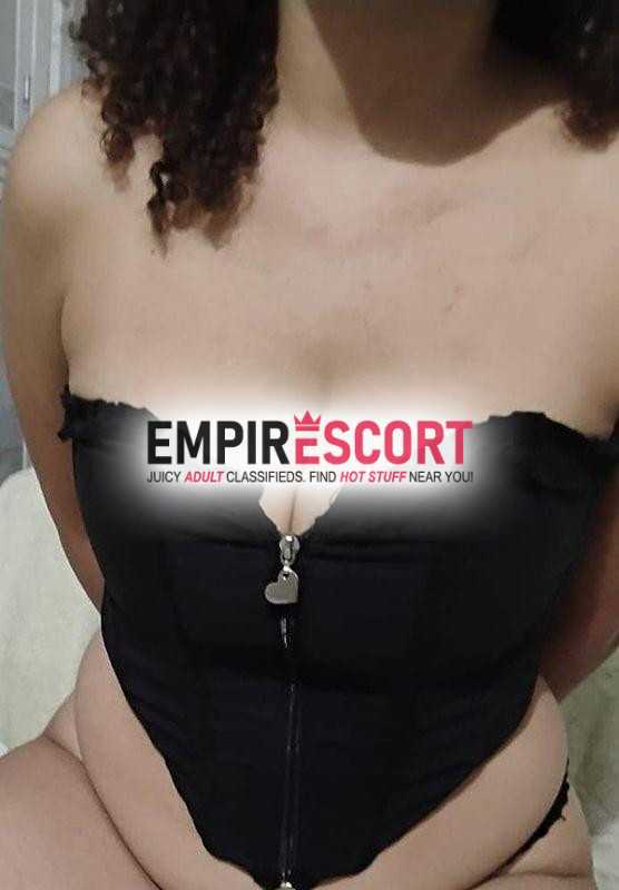 chica de 22 años te hará mejor chupada de tu vida.