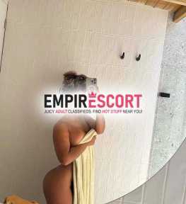 morena ardiendo rico sexo y todo mi cuerpo para complacerte