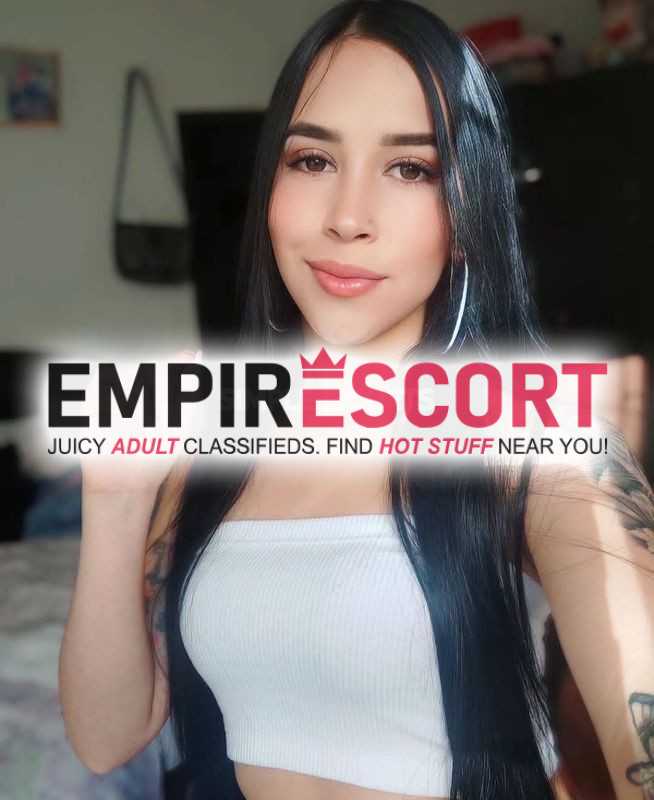 mujer maravilla entregada mis clientes para satisfacer todas las fantasías y feticherías