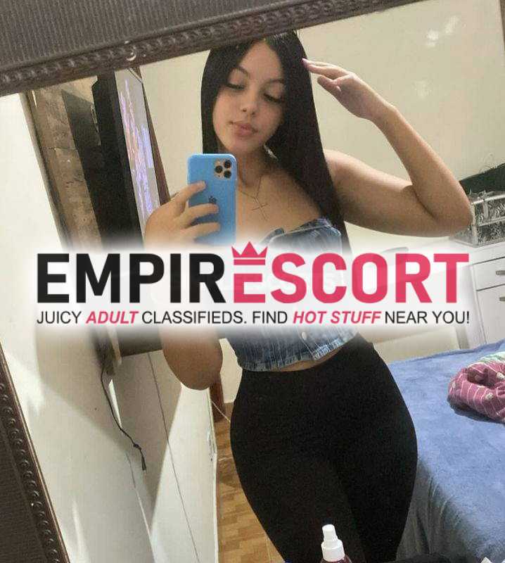 ven para darte el servicio rico masaje como te mereces mi amor tengo 24 años soy julián