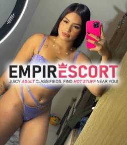 me va ofrecerte los tres platos sexo anal oral y vaginal