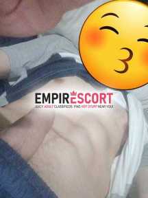 hola soy brayan joven colombiano de 18 años