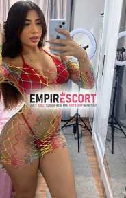 joven seductor chica de cuerpo natural extrovertida sumisa ardiente caliente para tus servicios y atenciones sexuales
