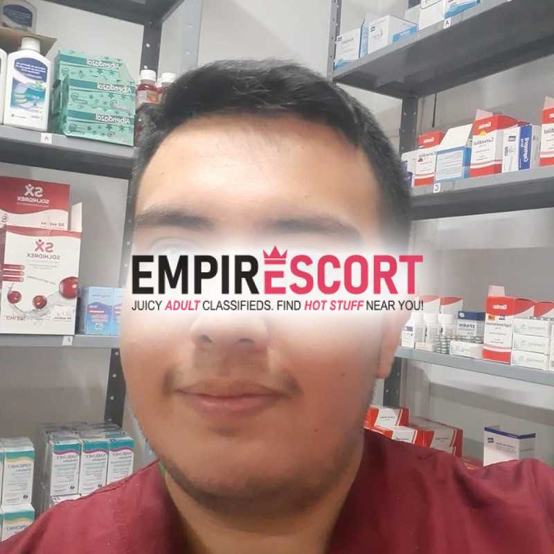 busco chica que quiera pasarla rico no importa edad