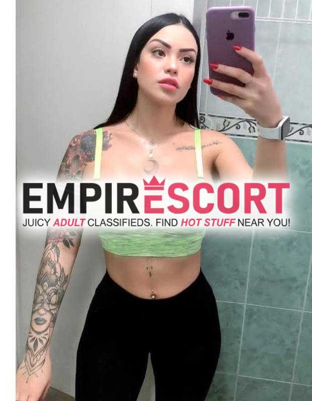 soy linda chica universitaria me gusta complacer mis clientes me gusta el sexo al natural