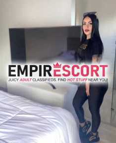 soy linda chica universitaria me gusta complacer mis clientes me gusta el sexo al natural