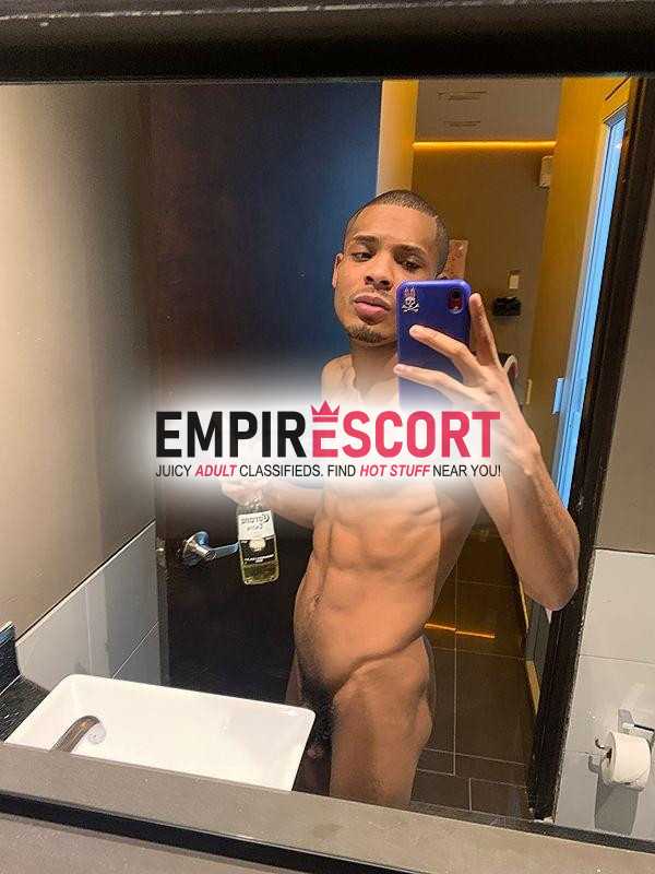 jeremy escort dotado lechero