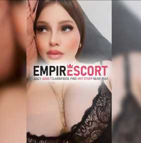 atractiva sensual sumisa complaciente