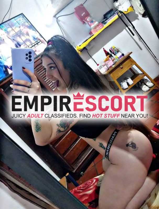 joven exclusiva y de cuerpo natural