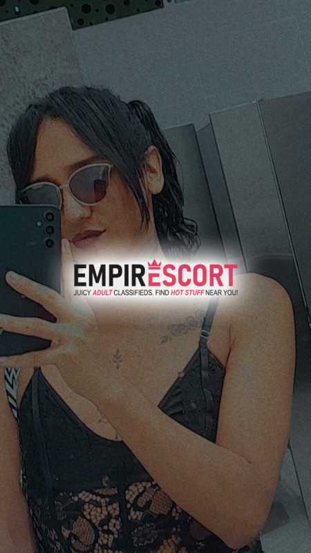 nanita caliente