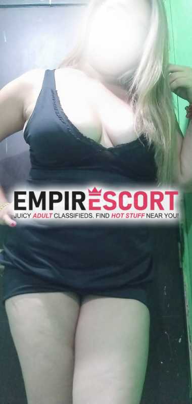 sensual bustona complaciente