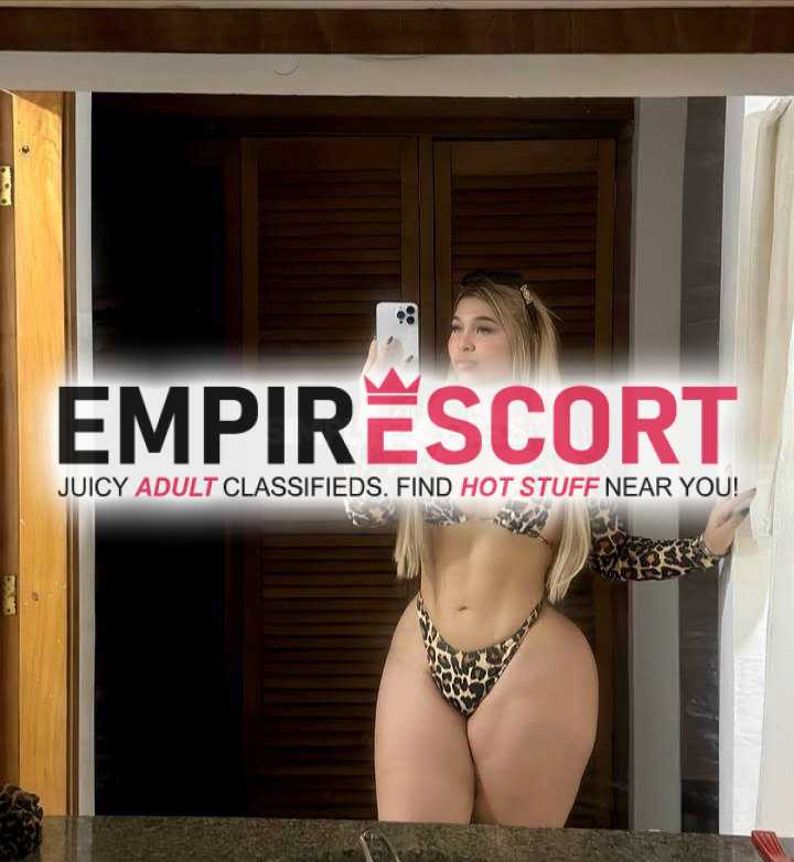 hermosa dama dispuesta cumplir tus deseos sexuales
