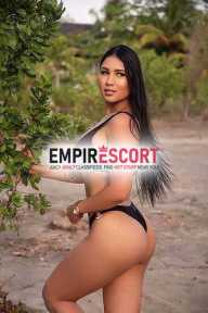 clara – colombian elegance with fiery sensuality
elegancia colombiana sensualidad ardiente