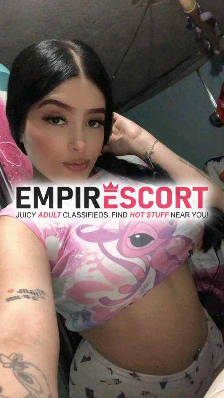 hola estoy disponible para complacerte todas tus fantasias sexuales