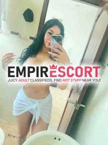 una chica totalmente ardiente y disponible para cumplir tus deseos sexuales