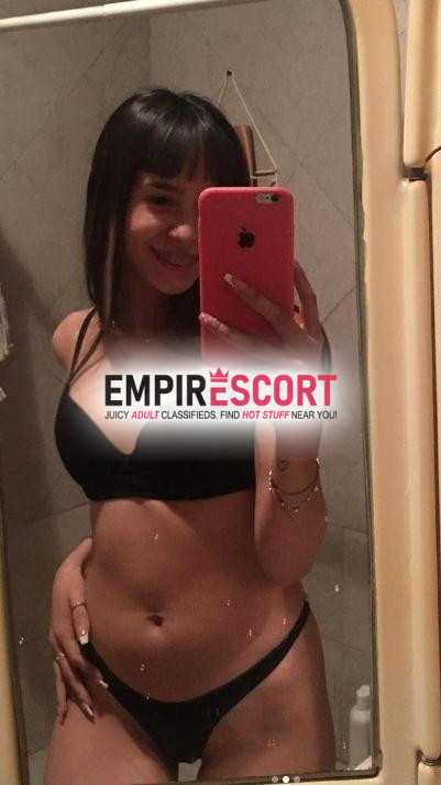 verónica joven lujuriosa de 18 años