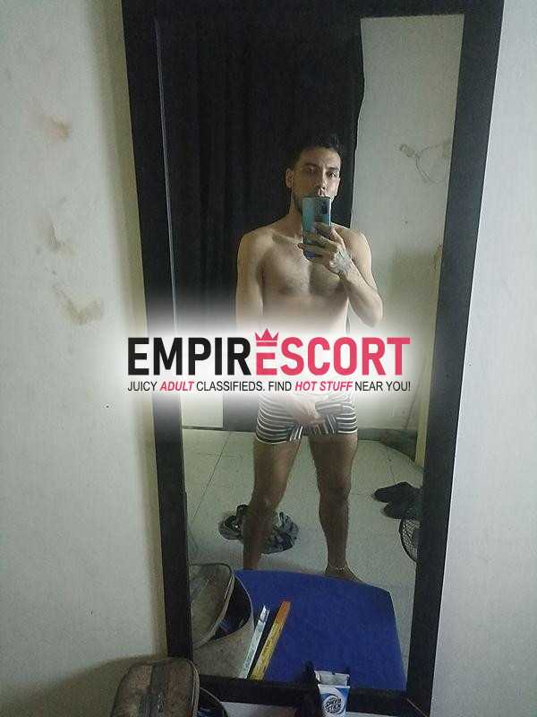 lechero vergÓn arrecho morboso y buen cuerpo no dudes en contactarme y pasar el mejor momento activo revienta culos