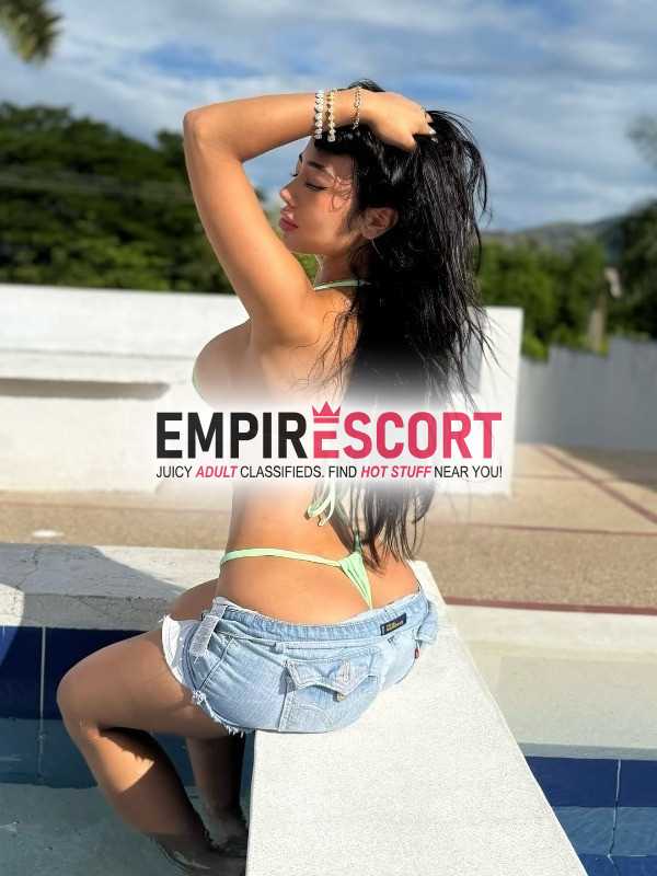 mis amores de cali estoy por poco tiempo en ciudad para ofrecerles servicio totalmente Único lleno de mucha lujuria y pasión desenfrenada ya que soy chica multiorgásmica te cuento que me mojo súper delicioso ven buscarme si deseas chica totalmente vip de catálogo