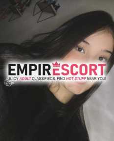 linda mujer trasero grande lindo y unos pechos enormes dime si quieres disfrutar de este cuerpo