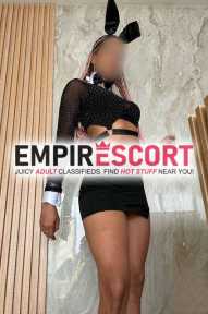 escarlet morena toda alta sensual movientos altamente controlados