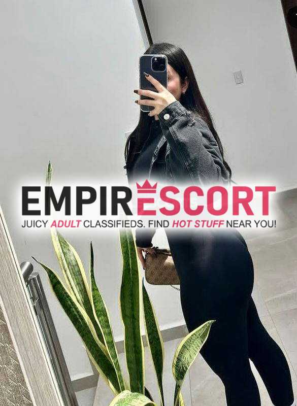 soy linda chica universitaria me gusta complacer mis clientes me gusta el sexo al natural
