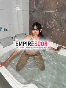 disponible 247 me ubico en excelente zona laureles. cuento apartamento privado cómodo y limpio