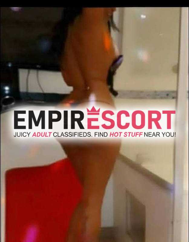 una mujer morena madura todo pasion experiencia  hola mis amores soy kkia scort mujer morena madura todo pasion