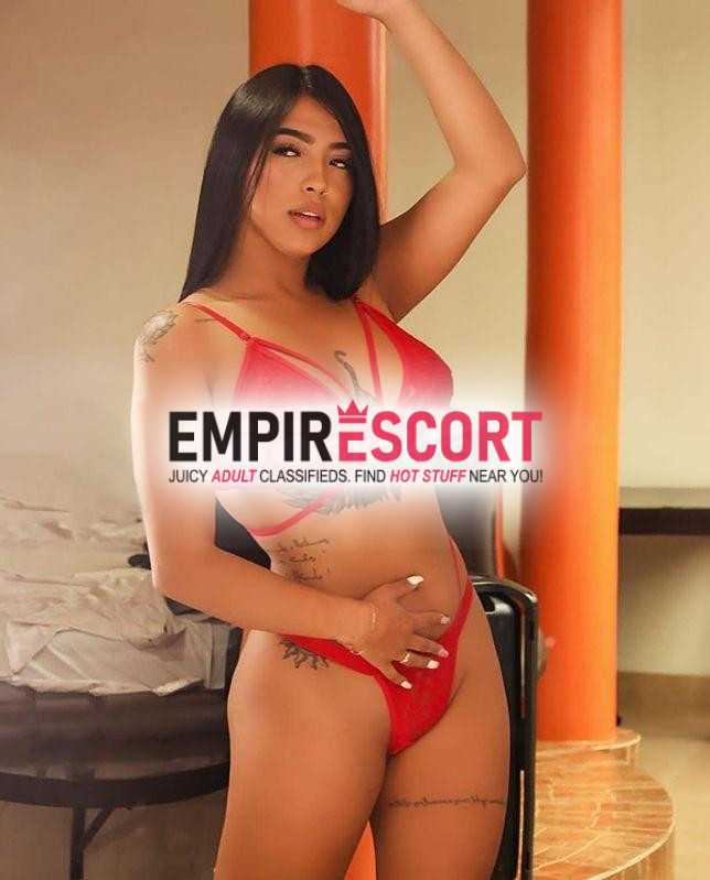 piel morena de rica cola y culo grande para complacerte