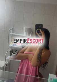 hola llegó karina estoy calientica y ansiosa de mucho sexo estoy mojadita
