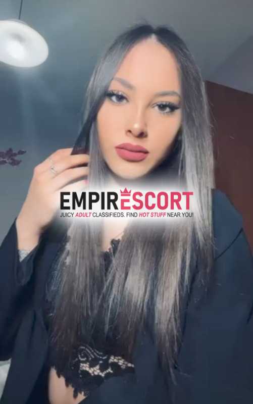 estoy disponible para cumplir todas tus fantasias