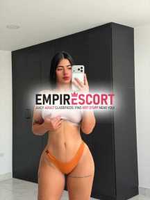 hola mis amores de chÍa soy chica romántica adicta al sexo dispuesta que tú quieras escribirme mi whatsapp y no te arrepentirás amor estaré muy atenta