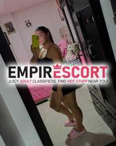 soy chica que me gusta complacer mis clientes en todo que me pidan