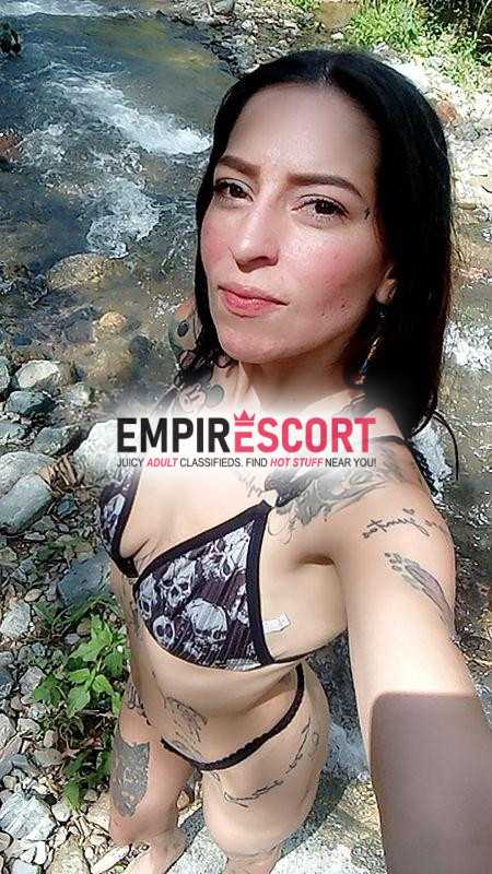 flaca sexymuy extrovertida y sensual😋🤤
 dispuesta complacerte y que me des tu leche 🫦👅